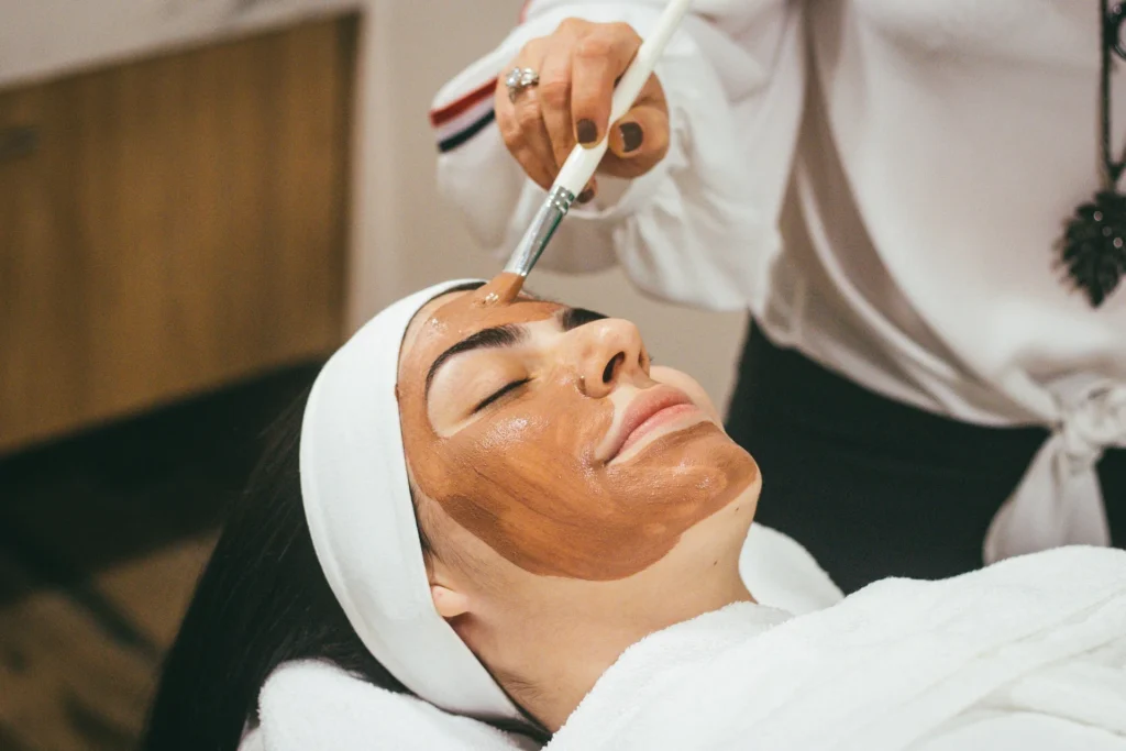 Best HydraFacial Near Me | Glow Naturally with Top Clinics