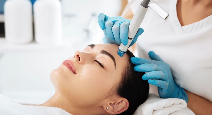 Best HydraFacial in Delhi: Reveal Glowing Skin in Just One Session